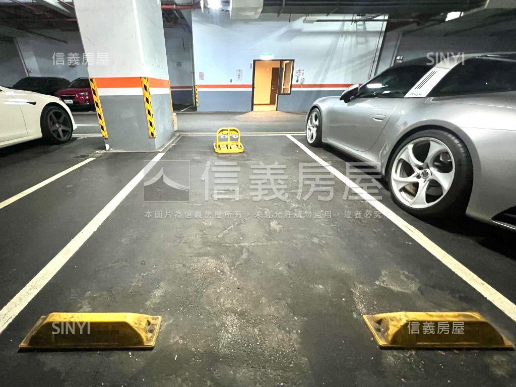 新明路Ｉｃｏｍｅ讚車位房屋室內格局與周邊環境