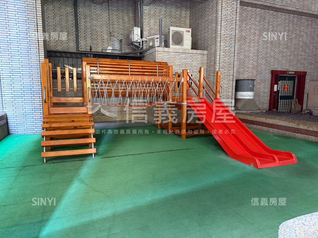 高鐵捷運雙衛浴開窗大四房房屋室內格局與周邊環境