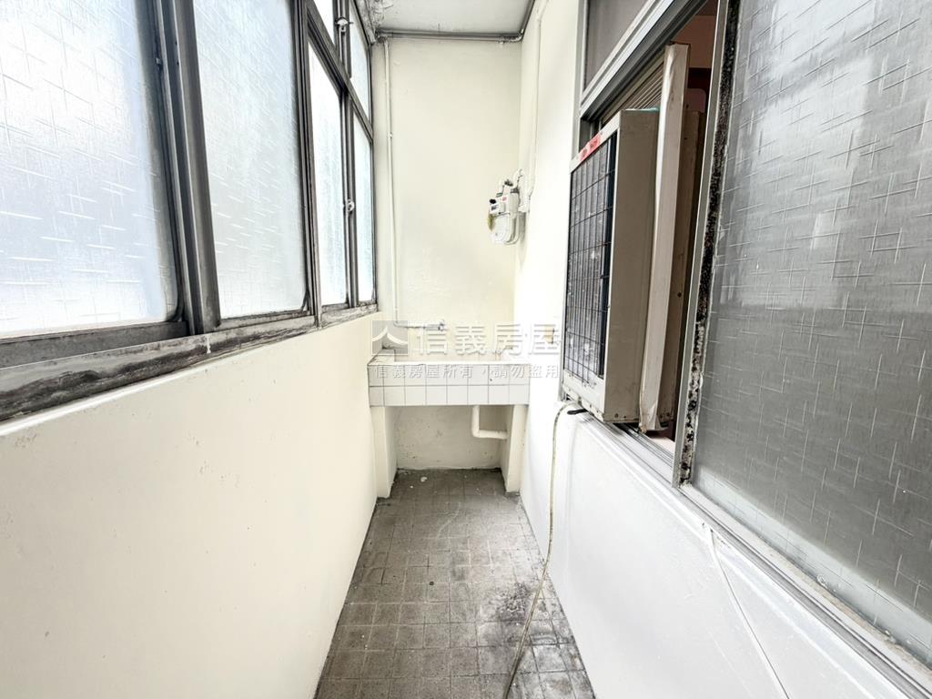 次頂樓安和大四房房屋室內格局與周邊環境