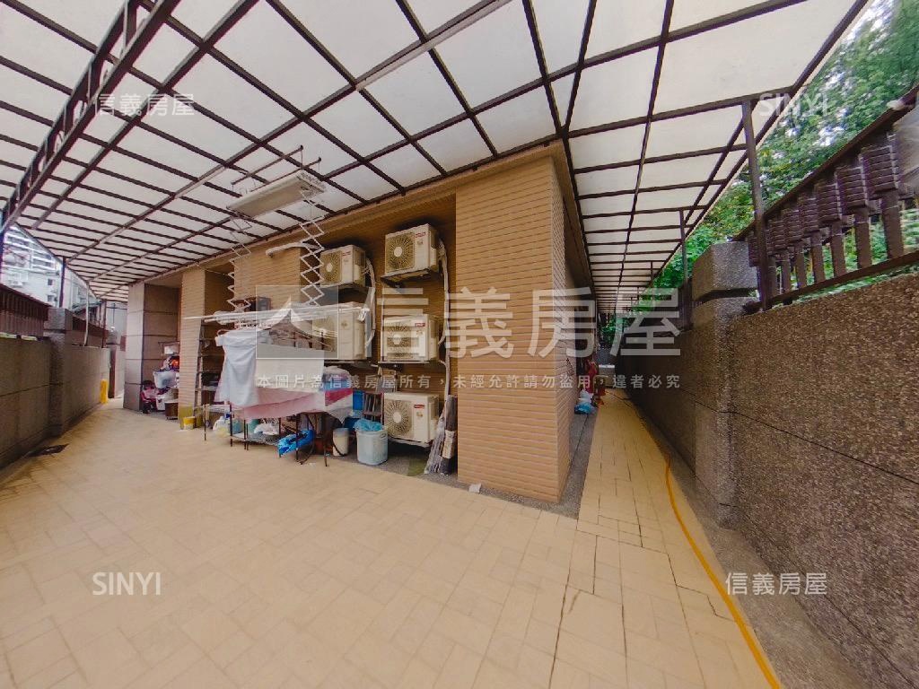 森美學四房車位房屋室內格局與周邊環境