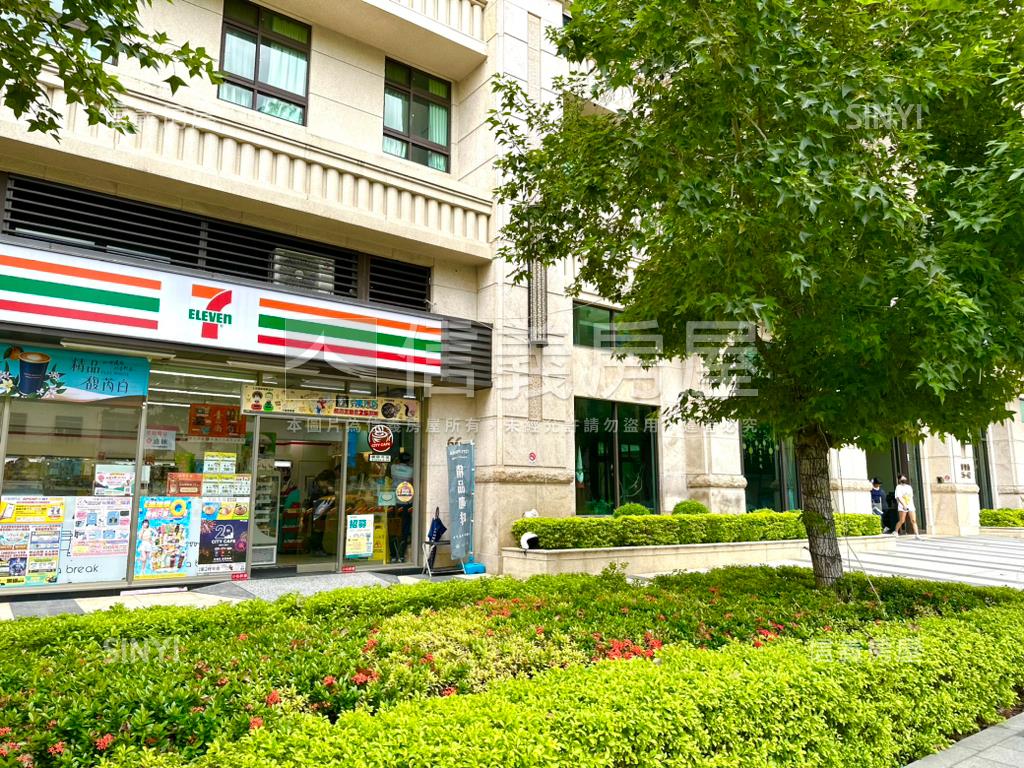 主推雲品看山景美二房平車房屋室內格局與周邊環境