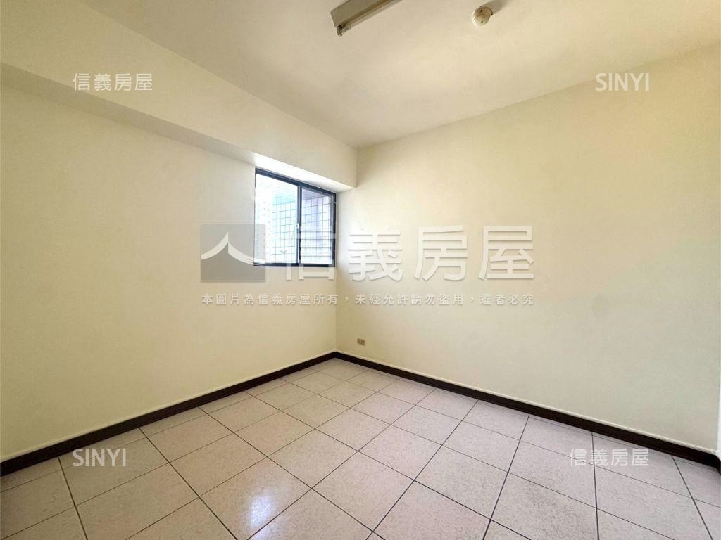 近德芳南路美華廈房屋室內格局與周邊環境