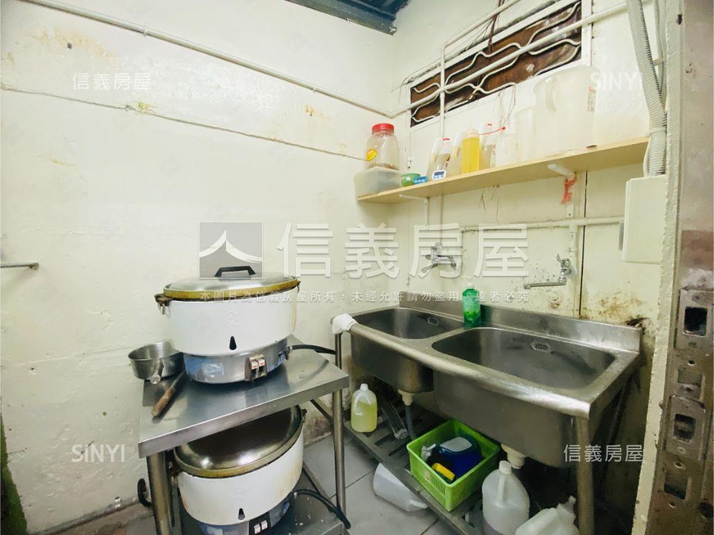 三重仁愛段商業地房屋室內格局與周邊環境