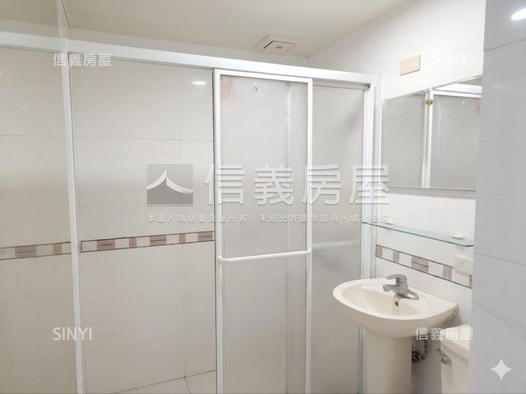 近萬大線２房房屋室內格局與周邊環境