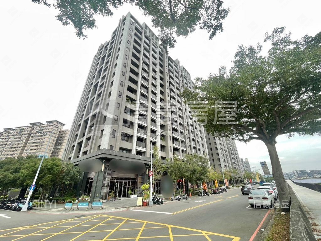 四季水悅雙面臨路角間金店房屋室內格局與周邊環境
