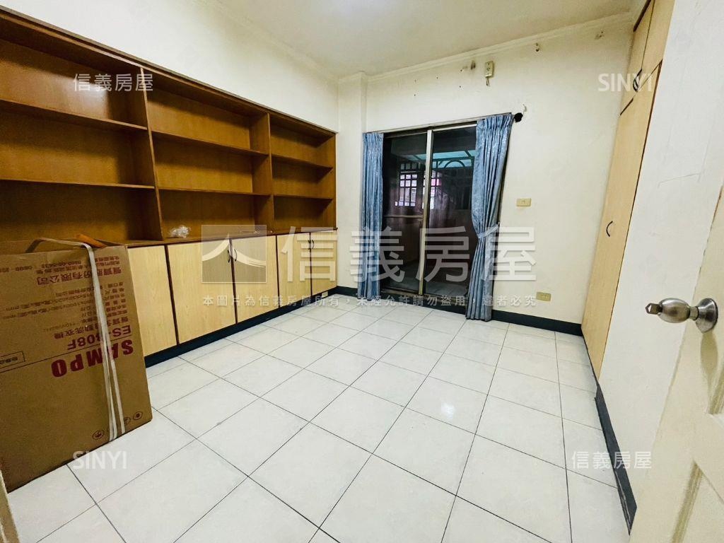 重愛商圈▲金店面房屋室內格局與周邊環境