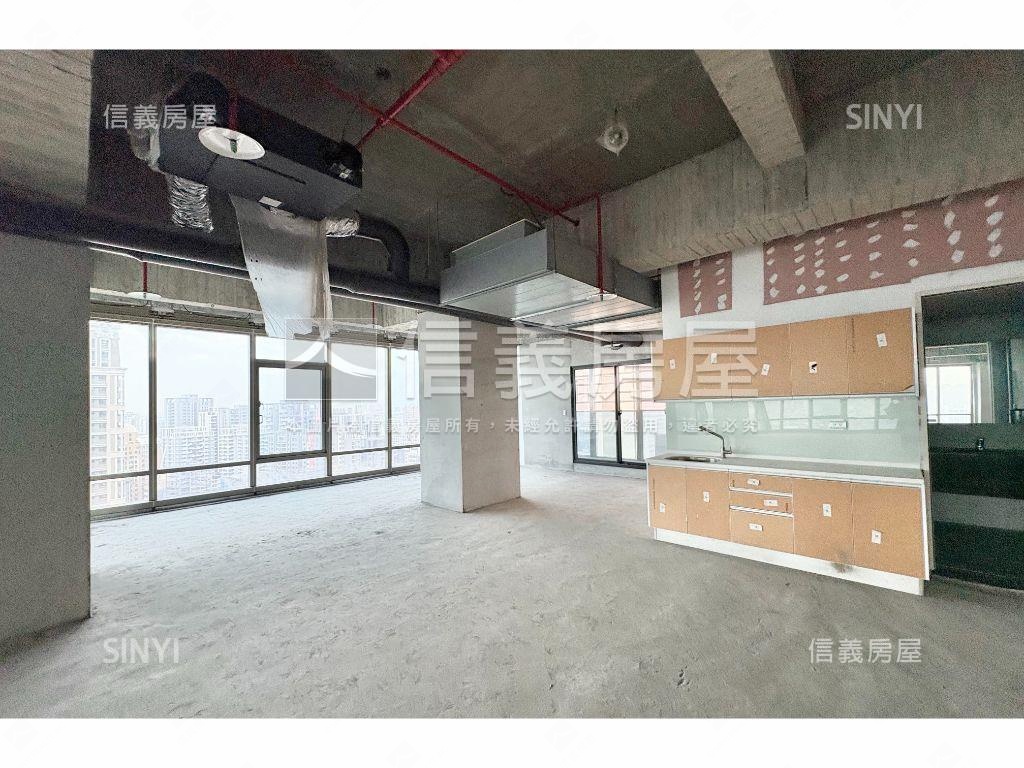 角間高樓ＴＯＰ１七期商辦房屋室內格局與周邊環境