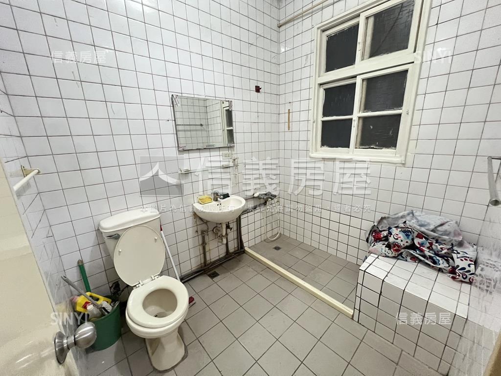 麟光站大空間美寓房屋室內格局與周邊環境