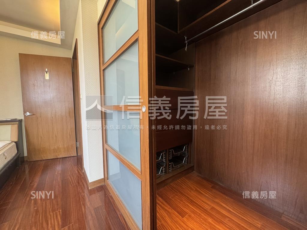 天河邊間公園景觀３房平車房屋室內格局與周邊環境