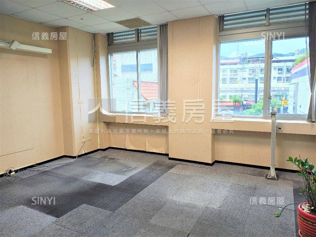 內科邊間辦公房屋室內格局與周邊環境