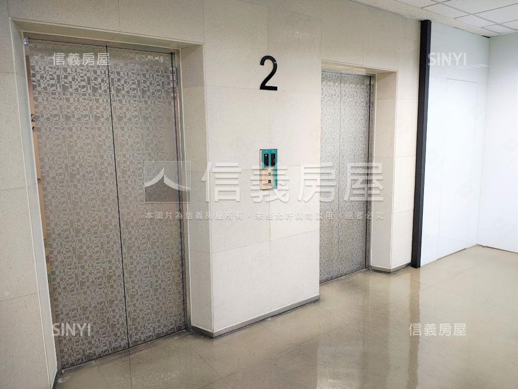 內科邊間辦公房屋室內格局與周邊環境