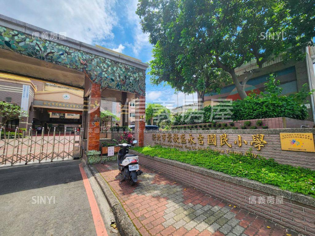 近ＬＢ１１．穩鑽透天店面房屋室內格局與周邊環境