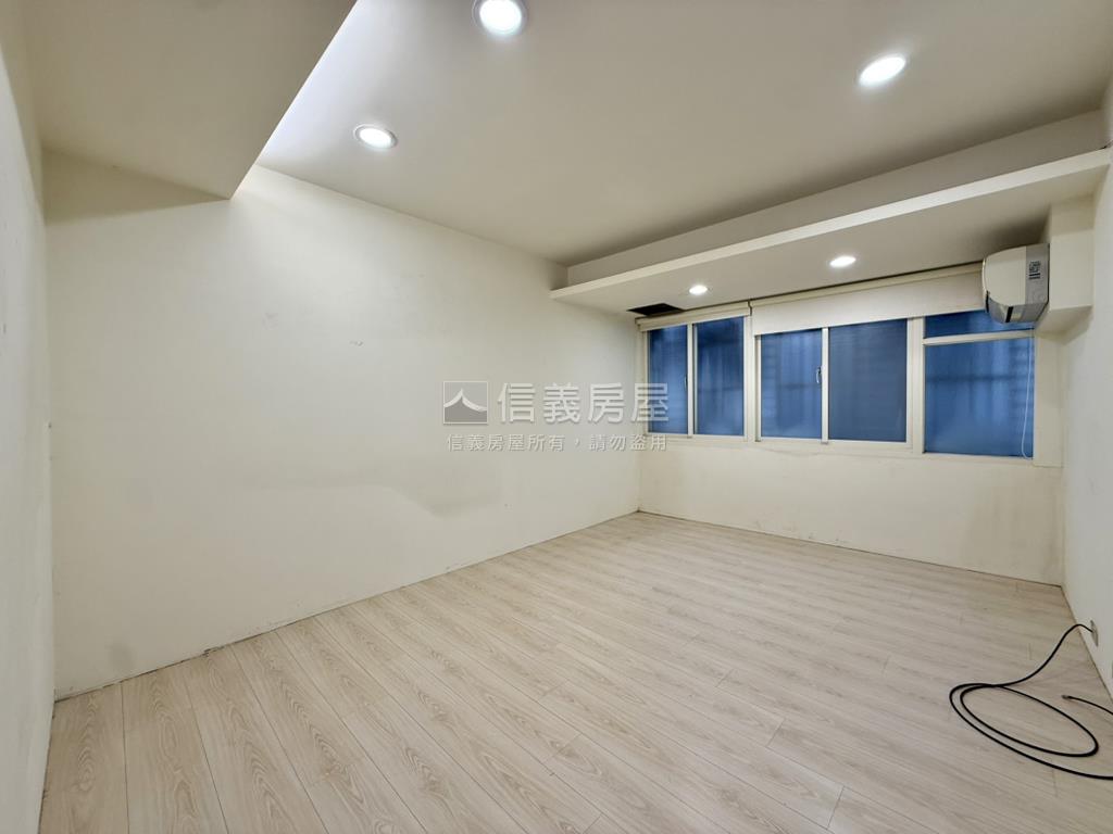 仁愛公園溫馨精美沐光宅房屋室內格局與周邊環境