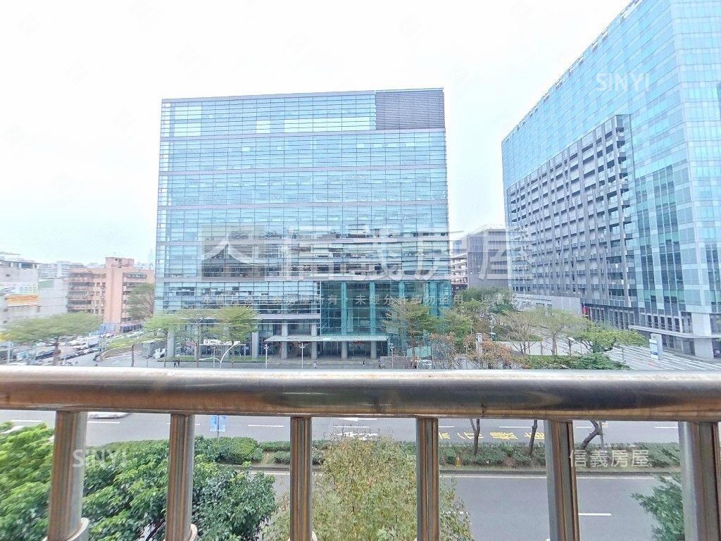 民生文心住辦房屋室內格局與周邊環境