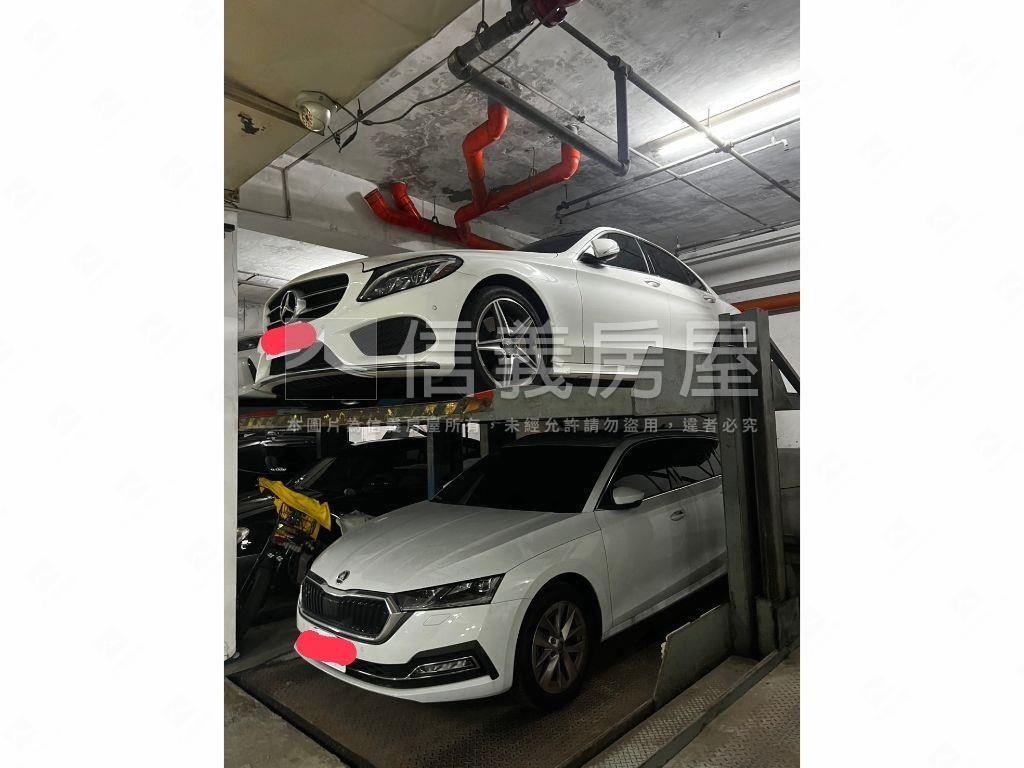 永樂電梯超大四房車位房屋室內格局與周邊環境