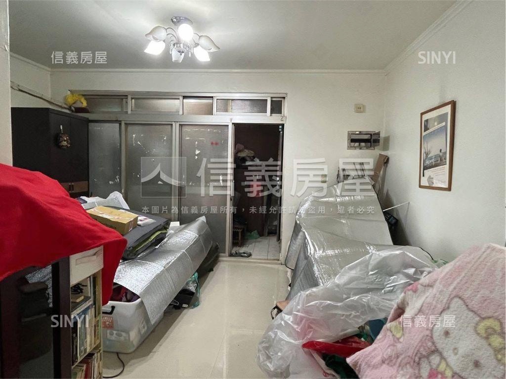 近台北橋公寓三樓房屋室內格局與周邊環境