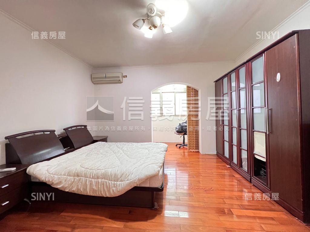 泰隆透天魔術空間就是這間房屋室內格局與周邊環境