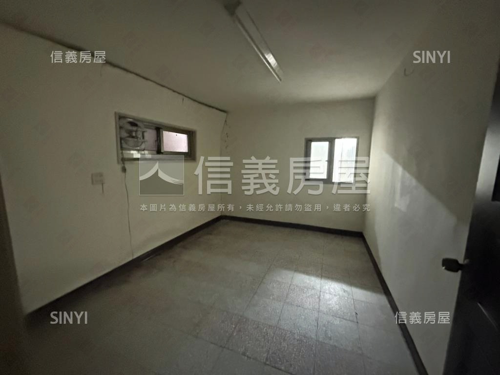 臻藏．光復路門戶金旺店房屋室內格局與周邊環境