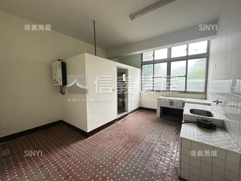 臻藏．光復路門戶金旺店房屋室內格局與周邊環境