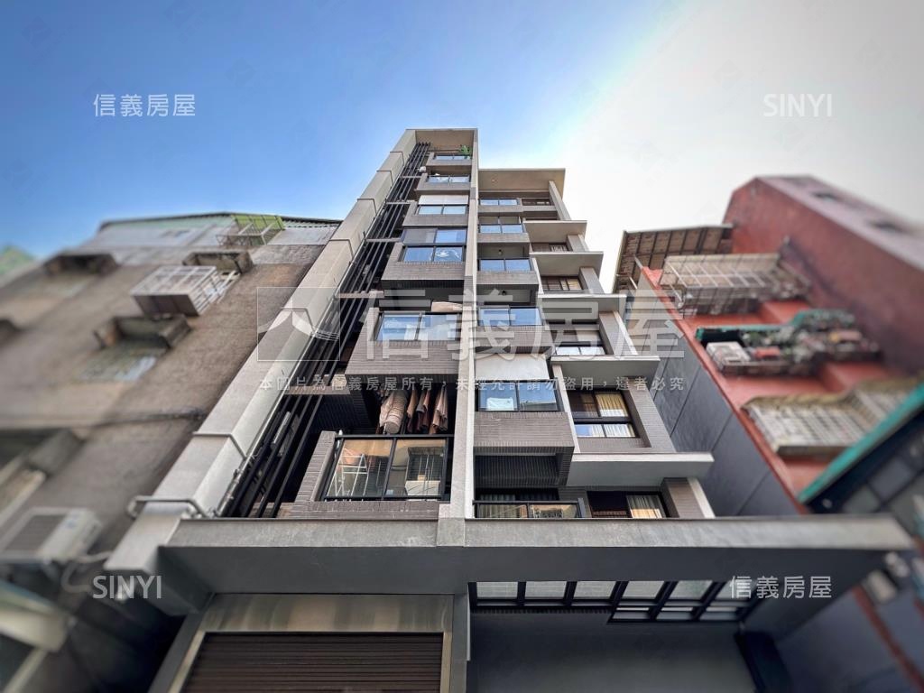 公園捷運高樓美妝電梯車位房屋室內格局與周邊環境