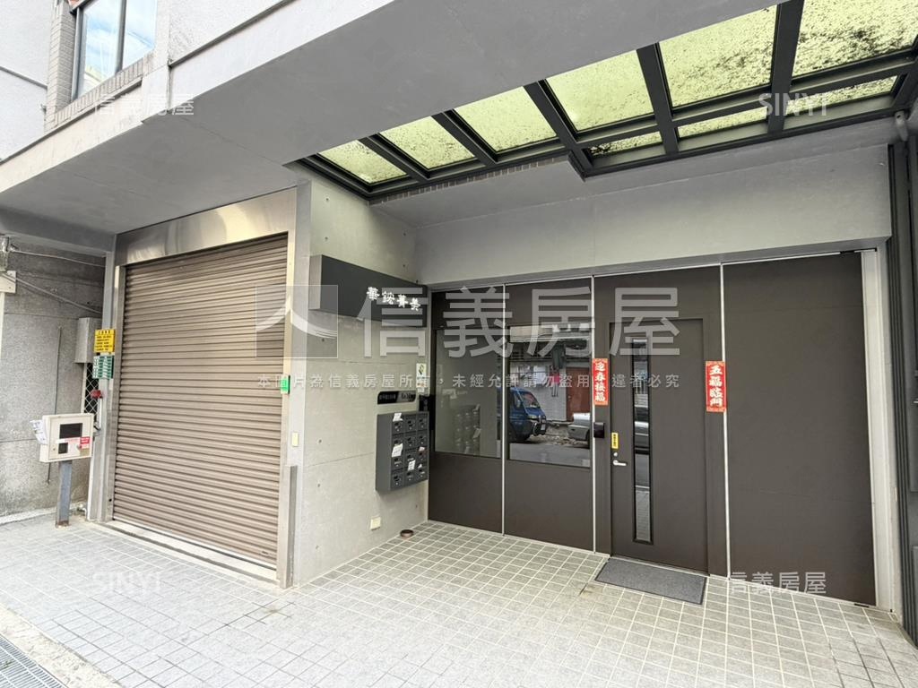 公園捷運高樓美妝電梯車位房屋室內格局與周邊環境