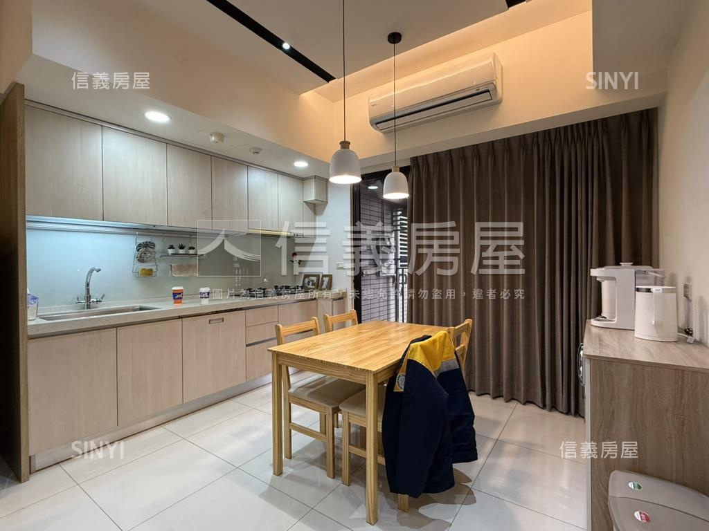 精緻裝潢。表參道三房車位房屋室內格局與周邊環境