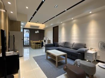 精緻裝潢。表參道三房車位