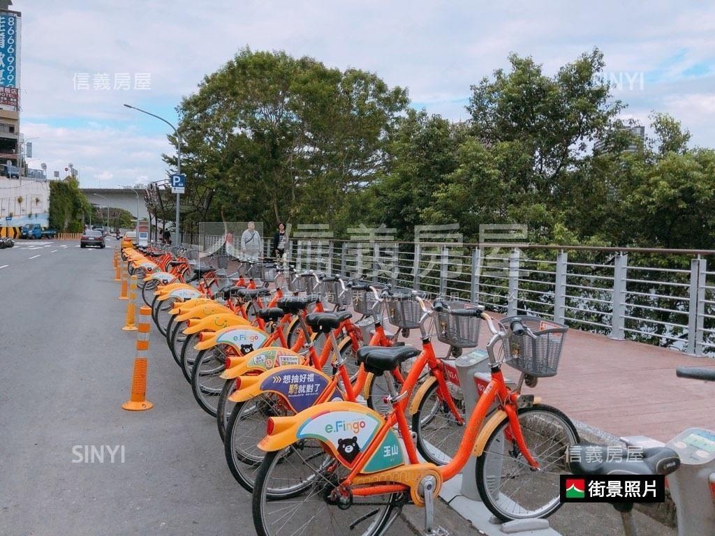 棟樑近捷運高樓景觀商辦房屋室內格局與周邊環境