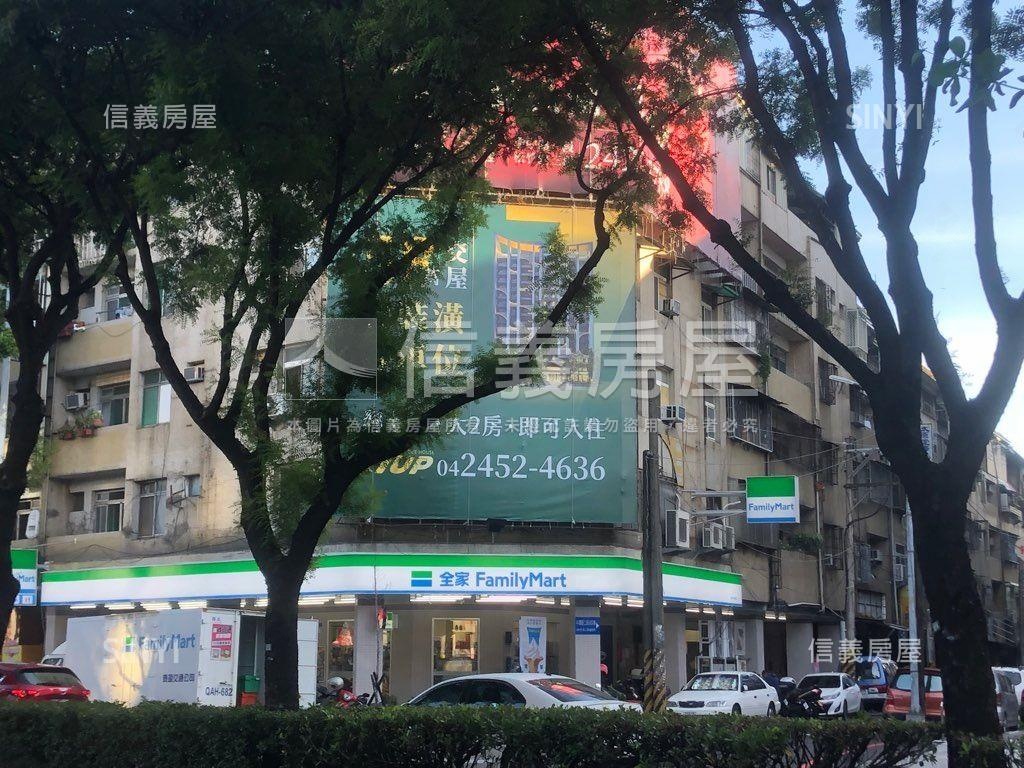 正中清路上臨路人潮多樓店房屋室內格局與周邊環境