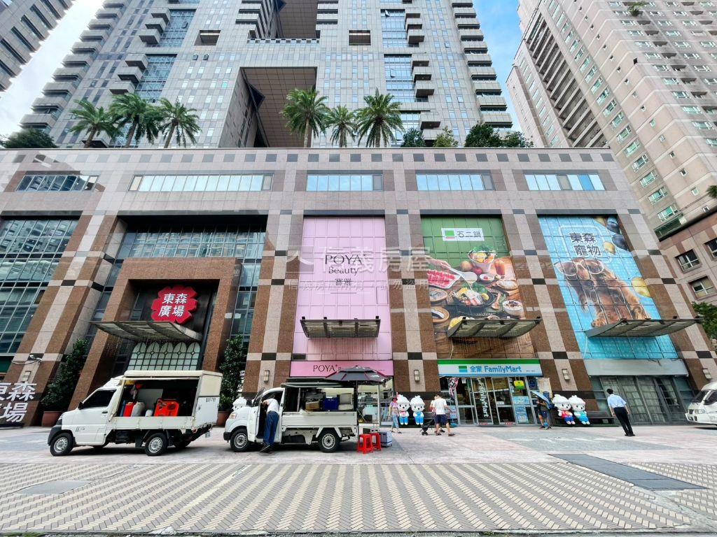 東帝士ＳＲＣ明亮套房房屋室內格局與周邊環境