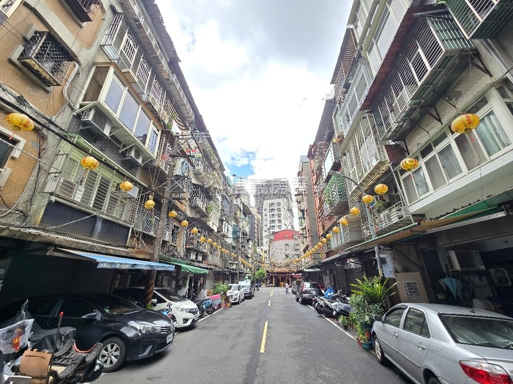 板橋一樓房屋室內格局與周邊環境