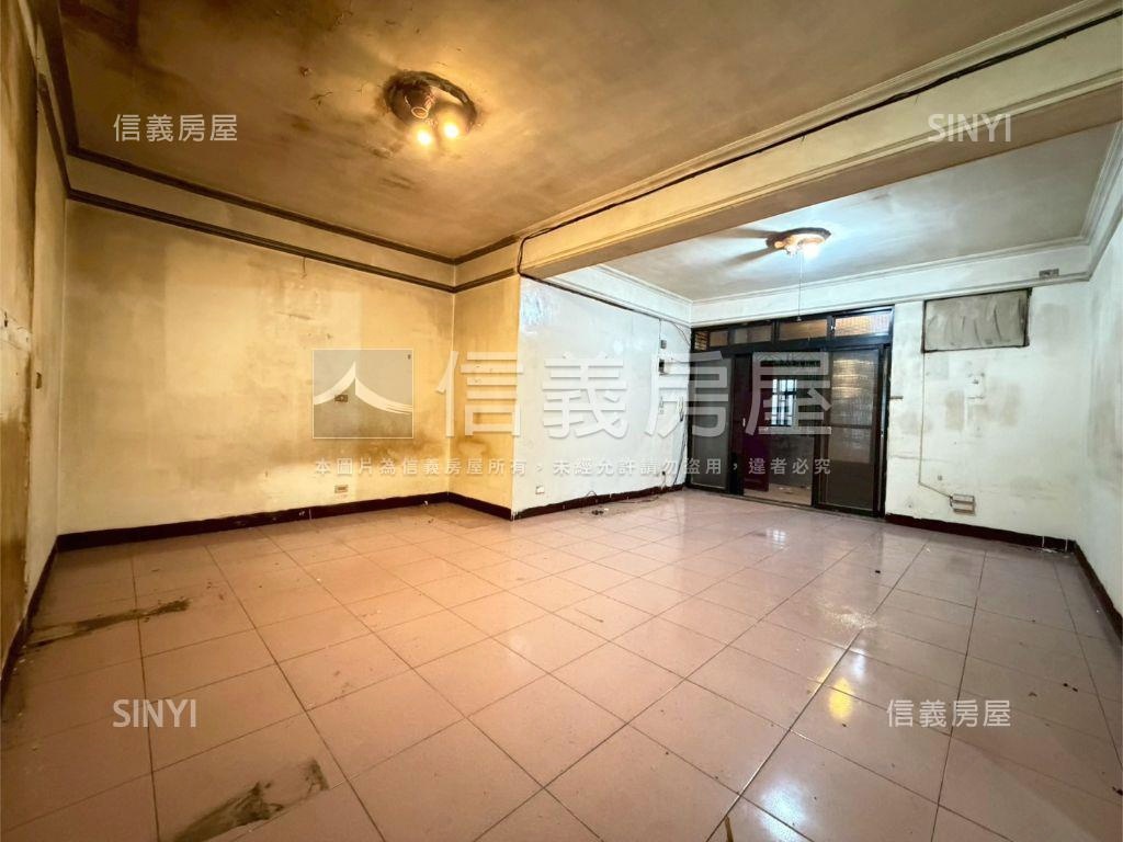 中和街方正三樓美寓房屋室內格局與周邊環境