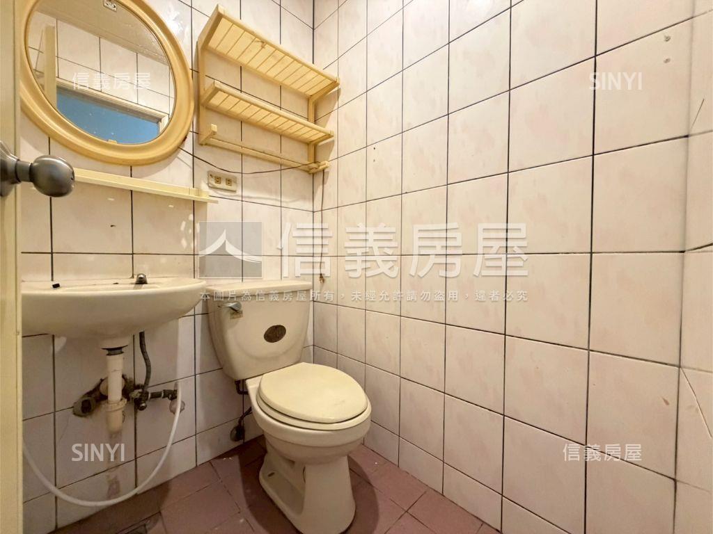 中和街方正三樓美寓房屋室內格局與周邊環境