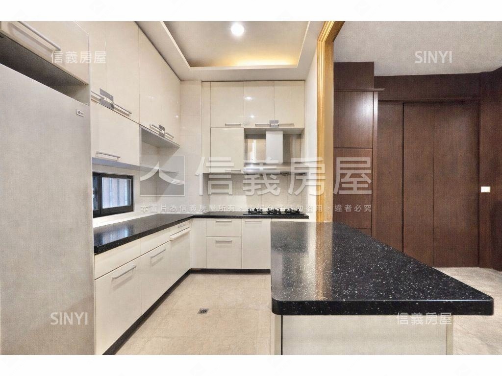 府上❤️增建電梯車位豪墅房屋室內格局與周邊環境