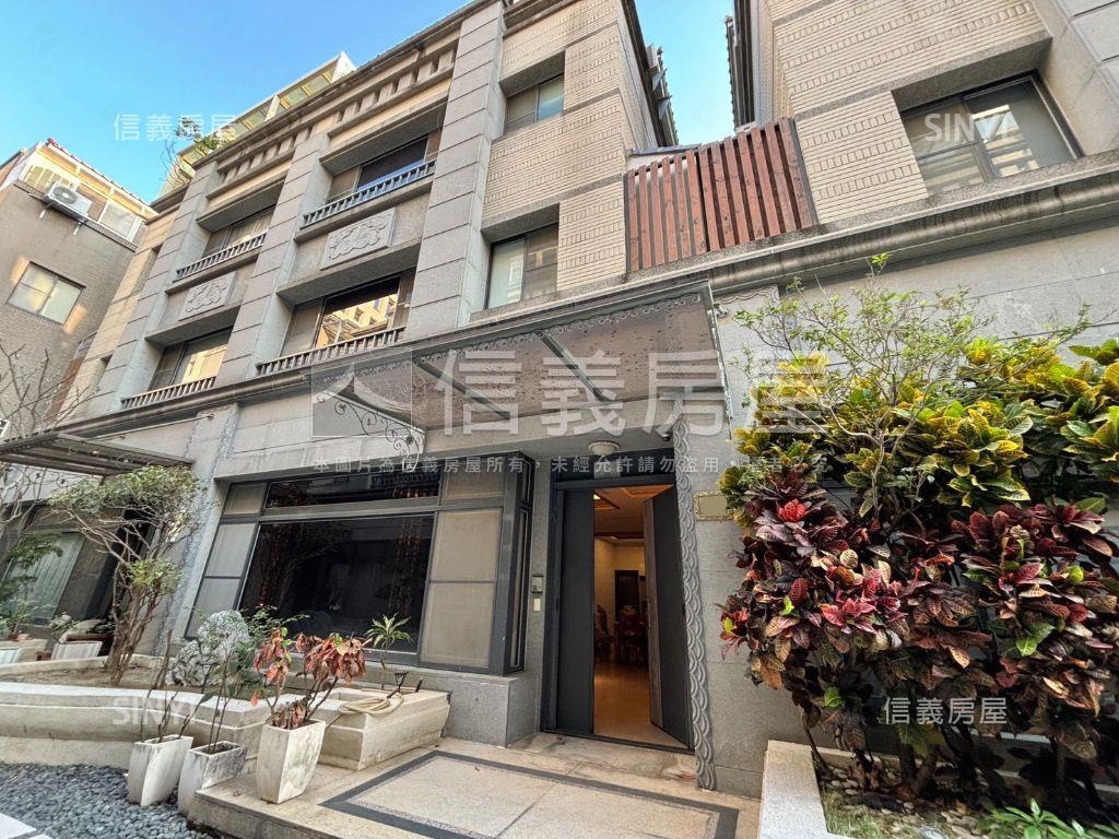 府上❤️增建電梯車位豪墅房屋室內格局與周邊環境