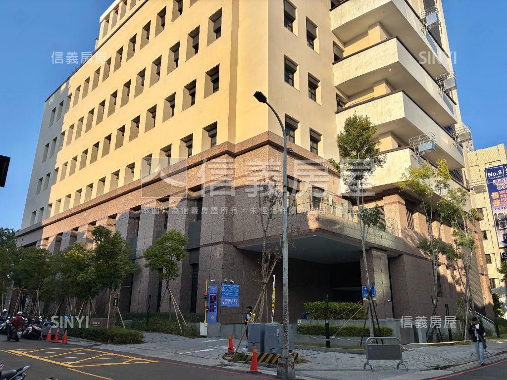 府上❤️增建電梯車位豪墅房屋室內格局與周邊環境