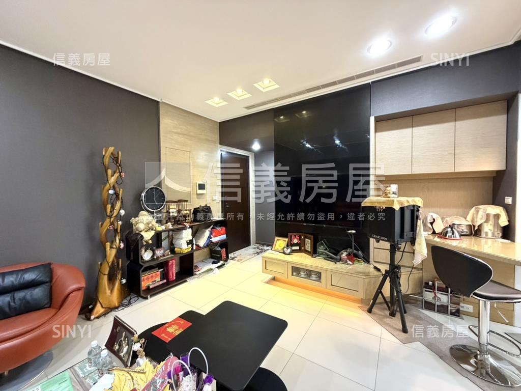 極麗成家美屋＋車位房屋室內格局與周邊環境