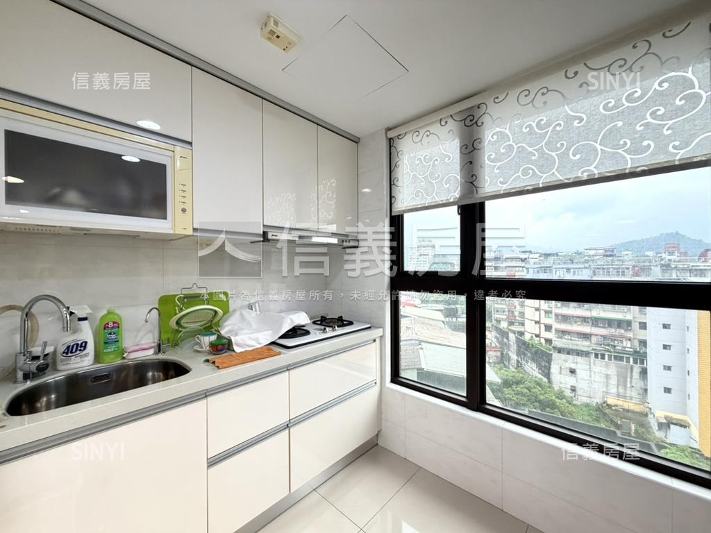 極麗成家美屋＋車位房屋室內格局與周邊環境