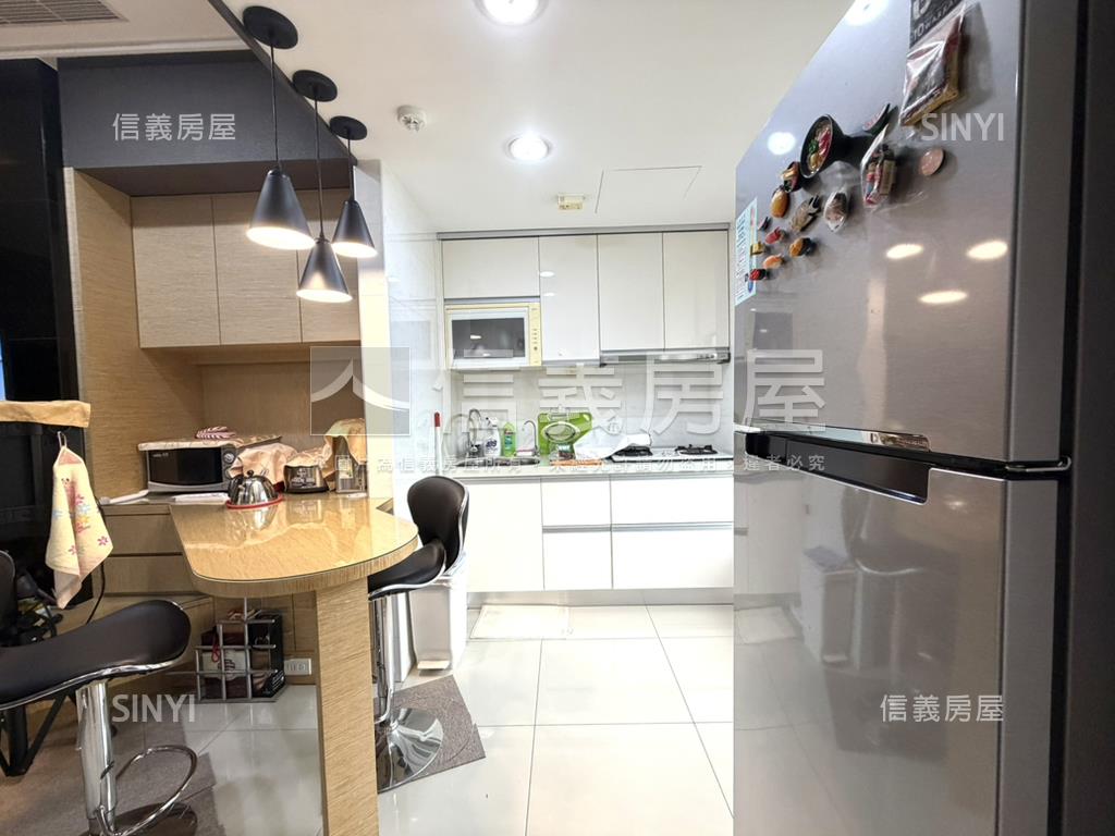 極麗成家美屋＋車位房屋室內格局與周邊環境