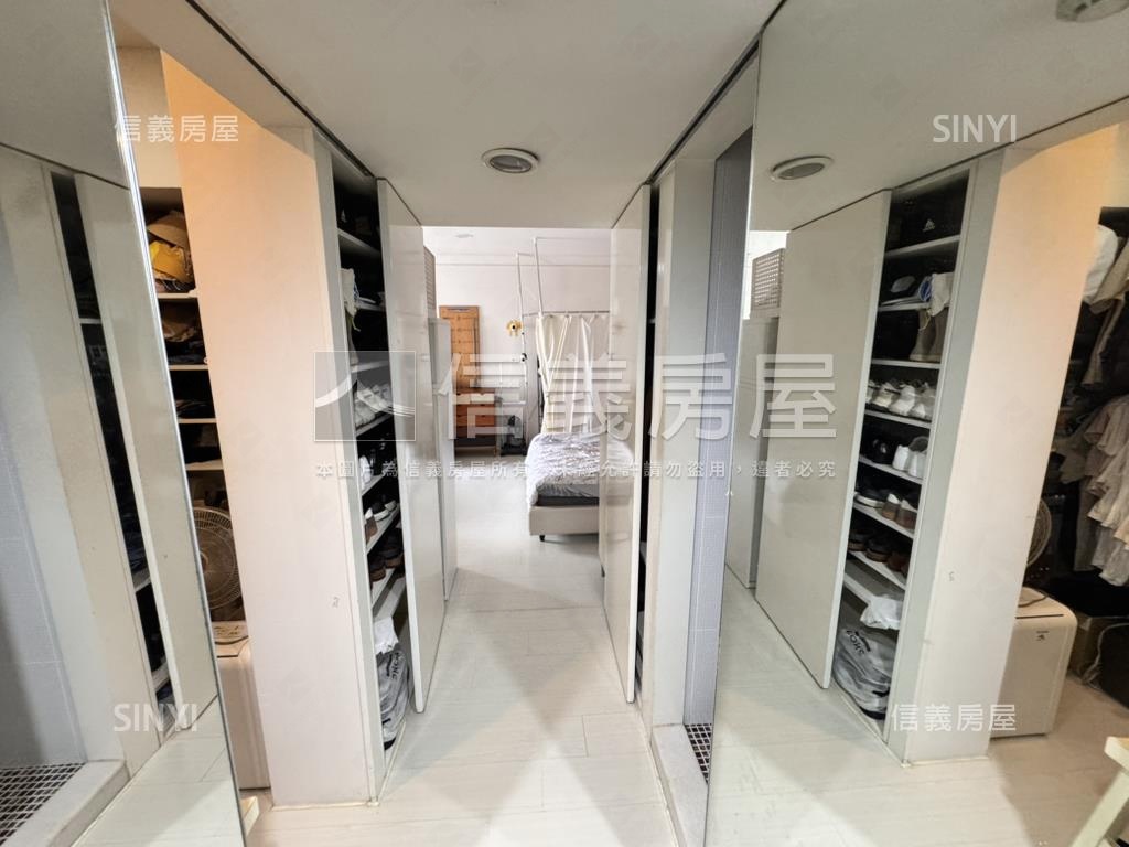 華爾滋管理方正採光大樓房屋室內格局與周邊環境