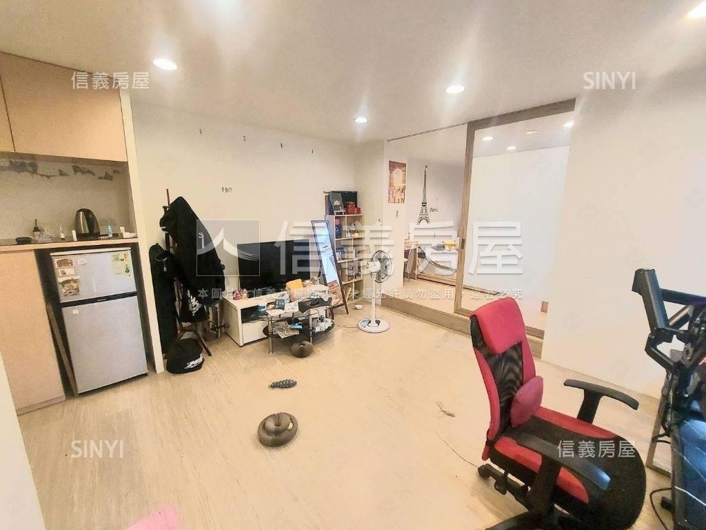 近四號公園三角金店面房屋室內格局與周邊環境