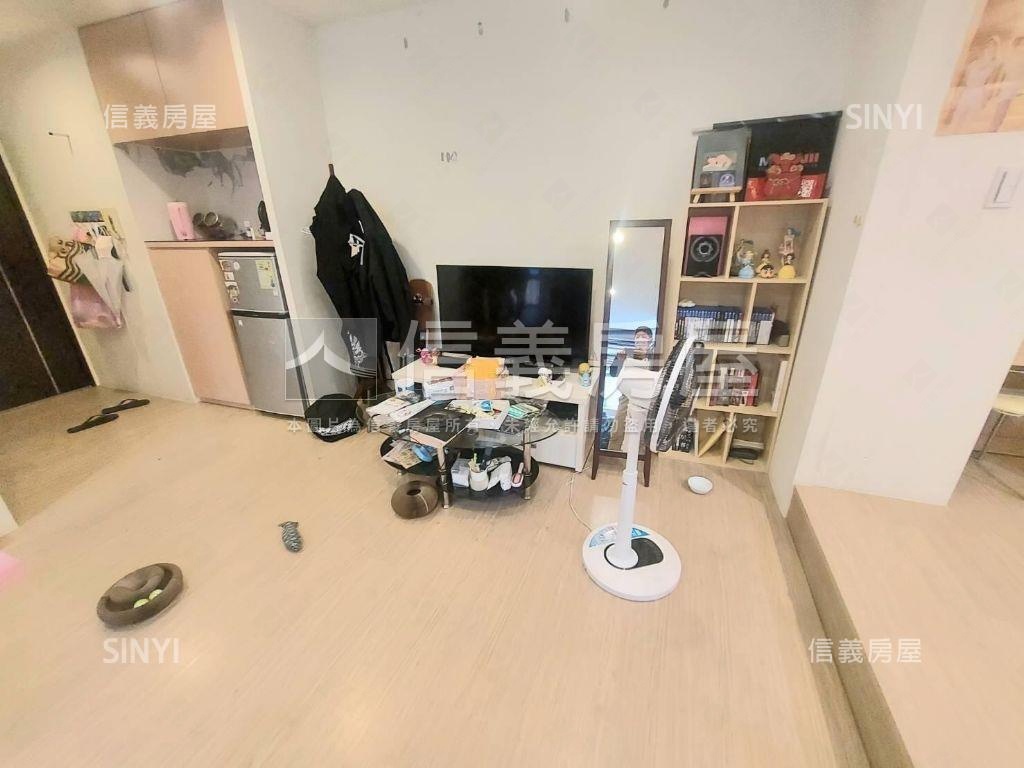 近四號公園三角金店面房屋室內格局與周邊環境
