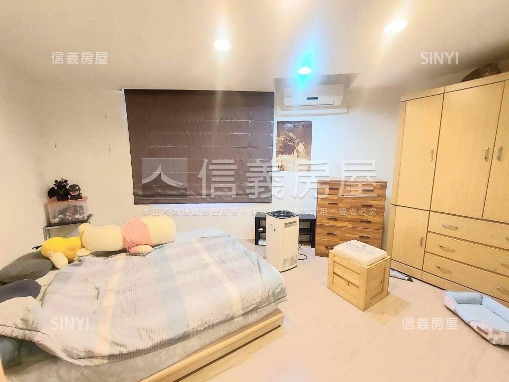 近四號公園三角金店面房屋室內格局與周邊環境