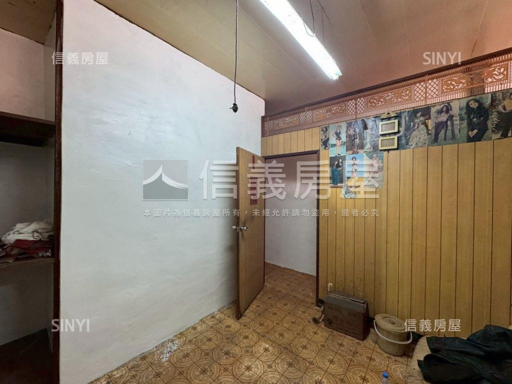 三房低總價臨路透天房屋室內格局與周邊環境