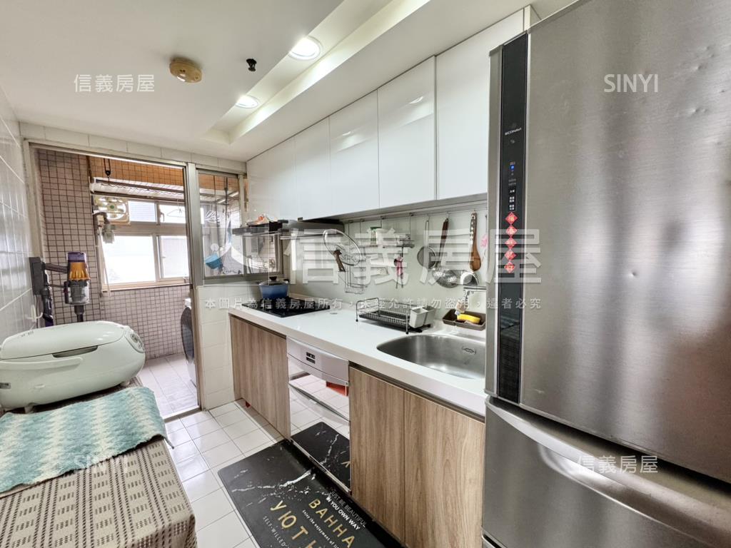 江波Ａ區豪景三房房屋室內格局與周邊環境