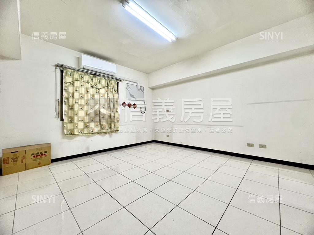 歸仁市中心大三房平車房屋室內格局與周邊環境