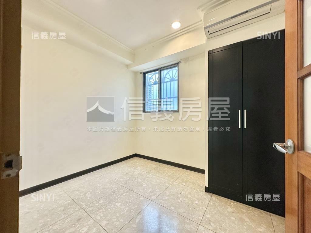 春日路河景三房車位房屋室內格局與周邊環境