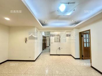 春日路河景三房車位