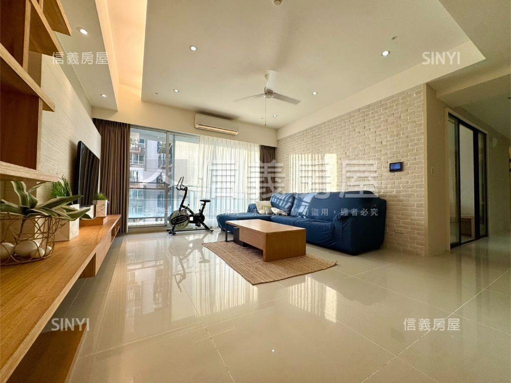 專任御天地外棟高樓美裝潢房屋室內格局與周邊環境