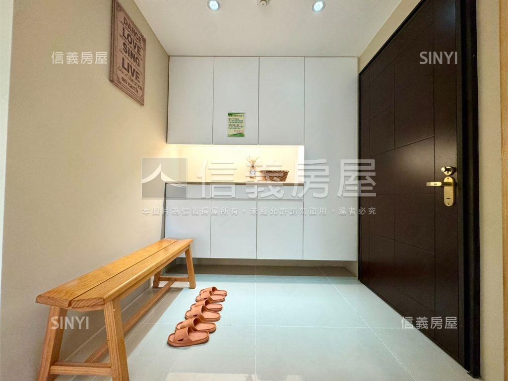 專任御天地外棟高樓美裝潢房屋室內格局與周邊環境